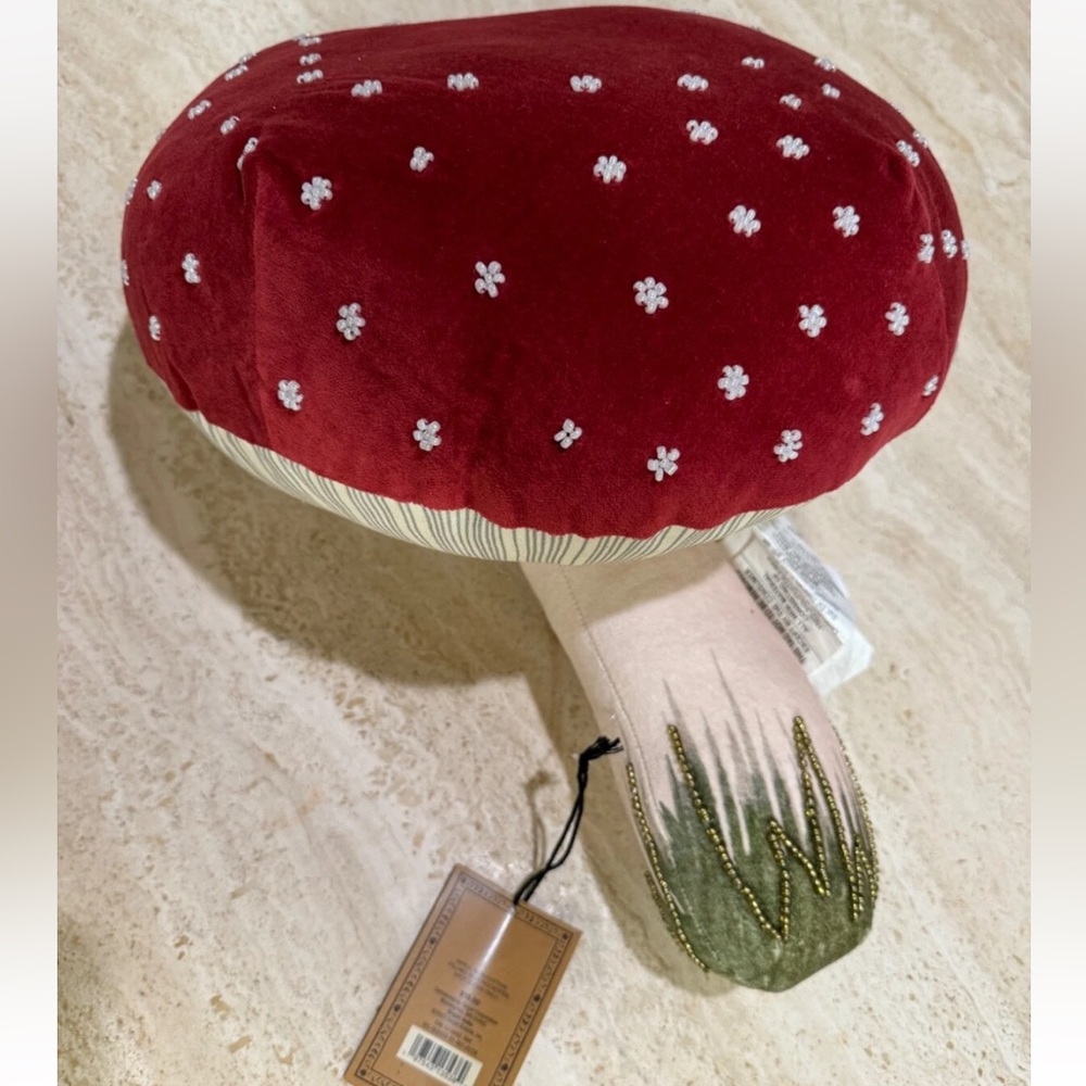 John Derian Mushroom Pillow 🍄